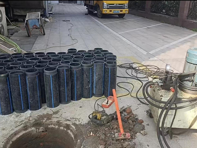 宁明PE置换管厂家 DN315置换管 非开挖管短管置换